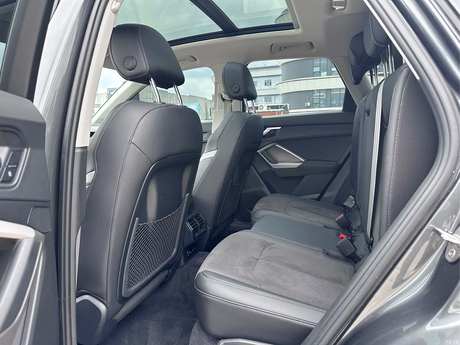 Audi Q3, 2023 20