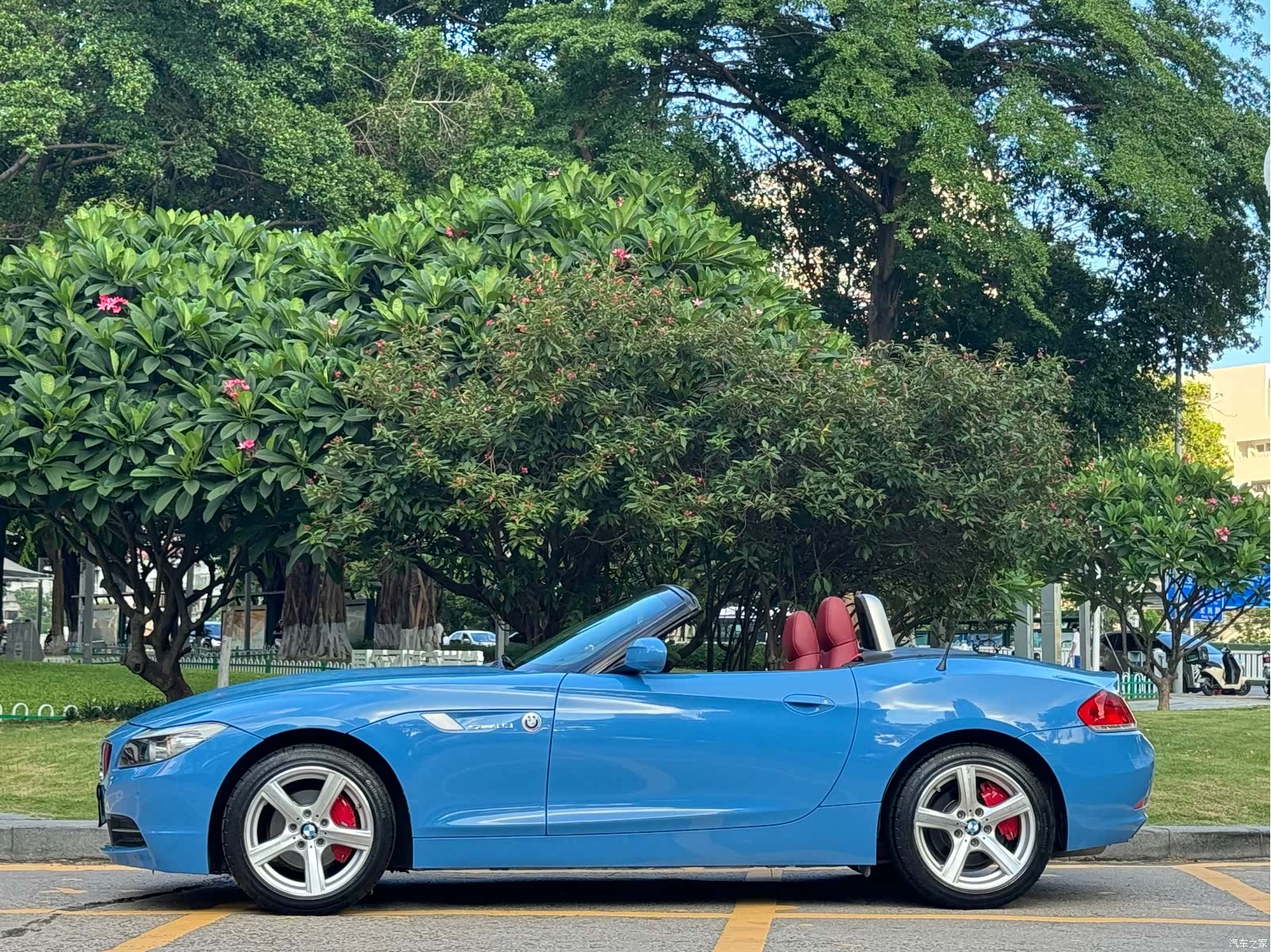 BMW Z4, 2010 13