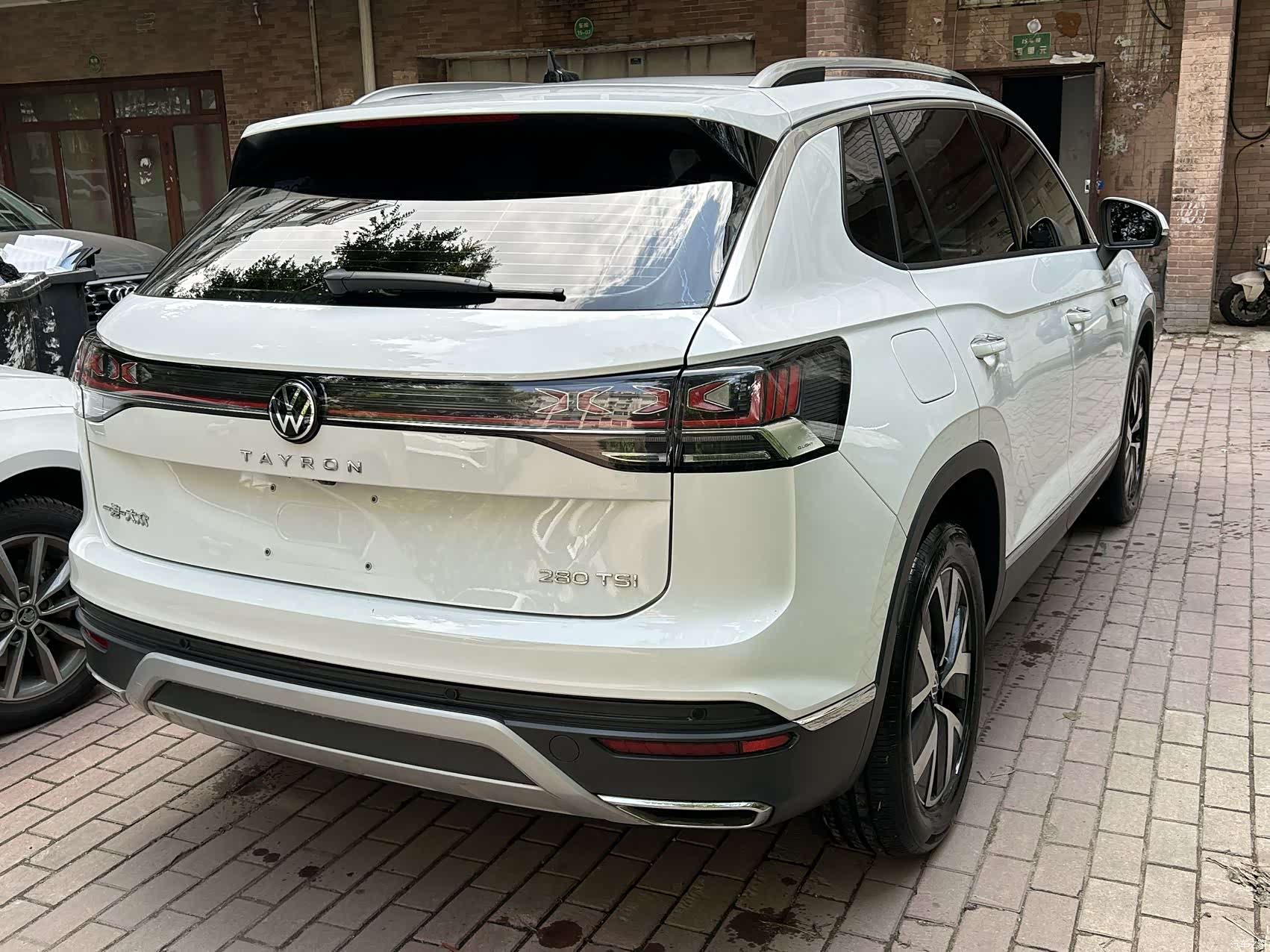 Volkswagen Tayron, 2023 3