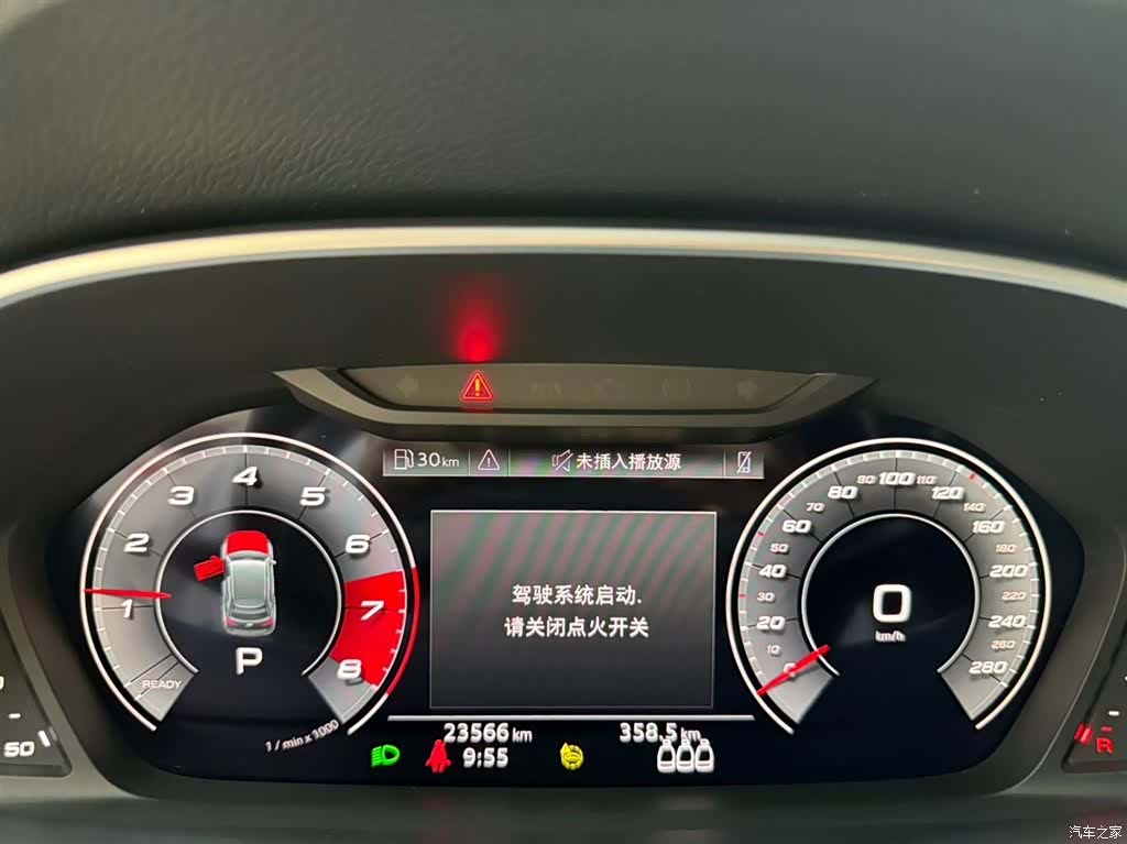Audi Q3, 2023 10