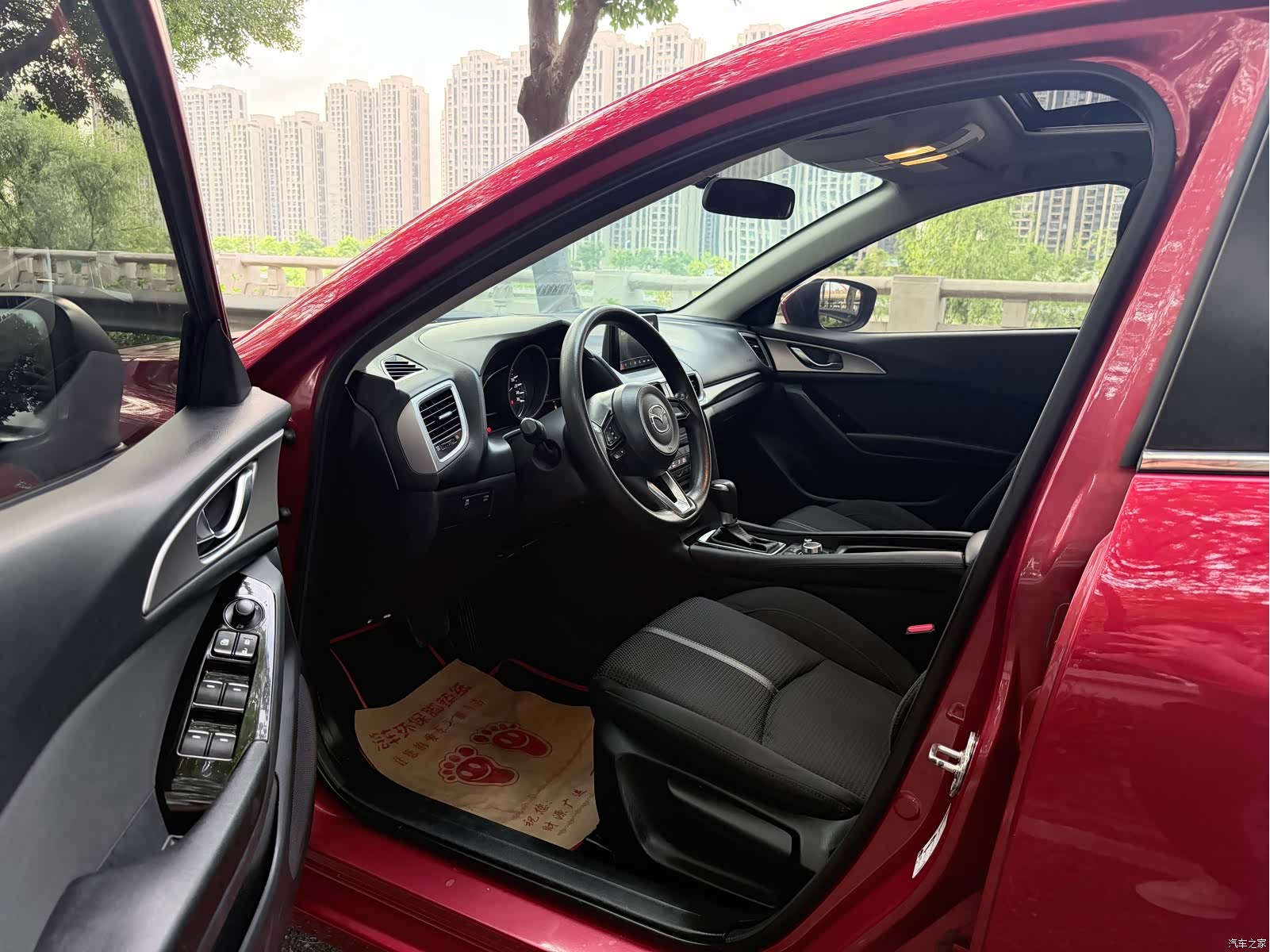 Mazda Mazda3, 2019 10