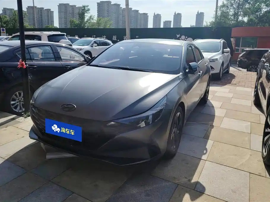 Hyundai Elantra