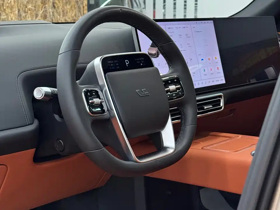 Li Auto Ideal L8