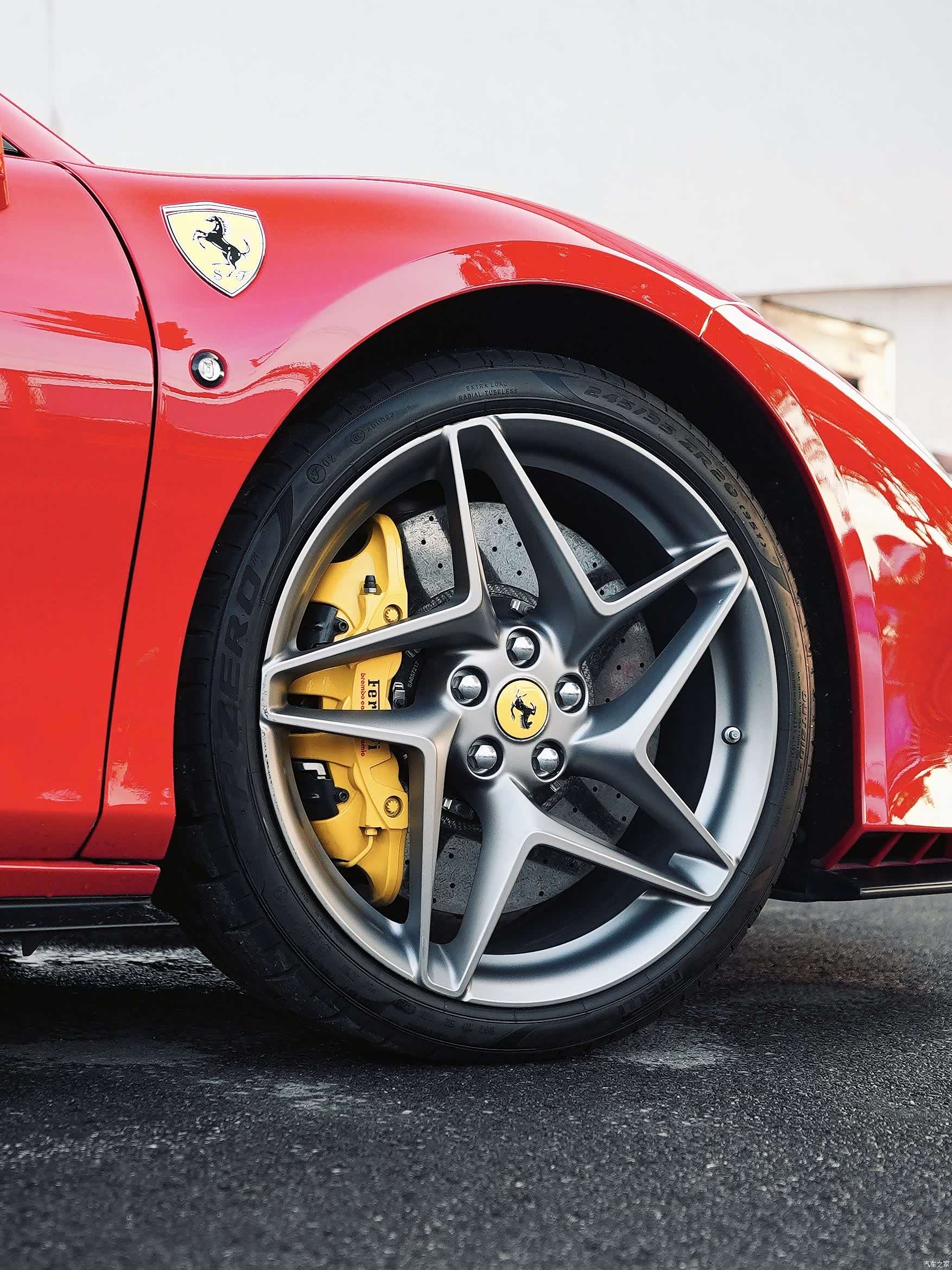 Ferrari F8, 2022 4