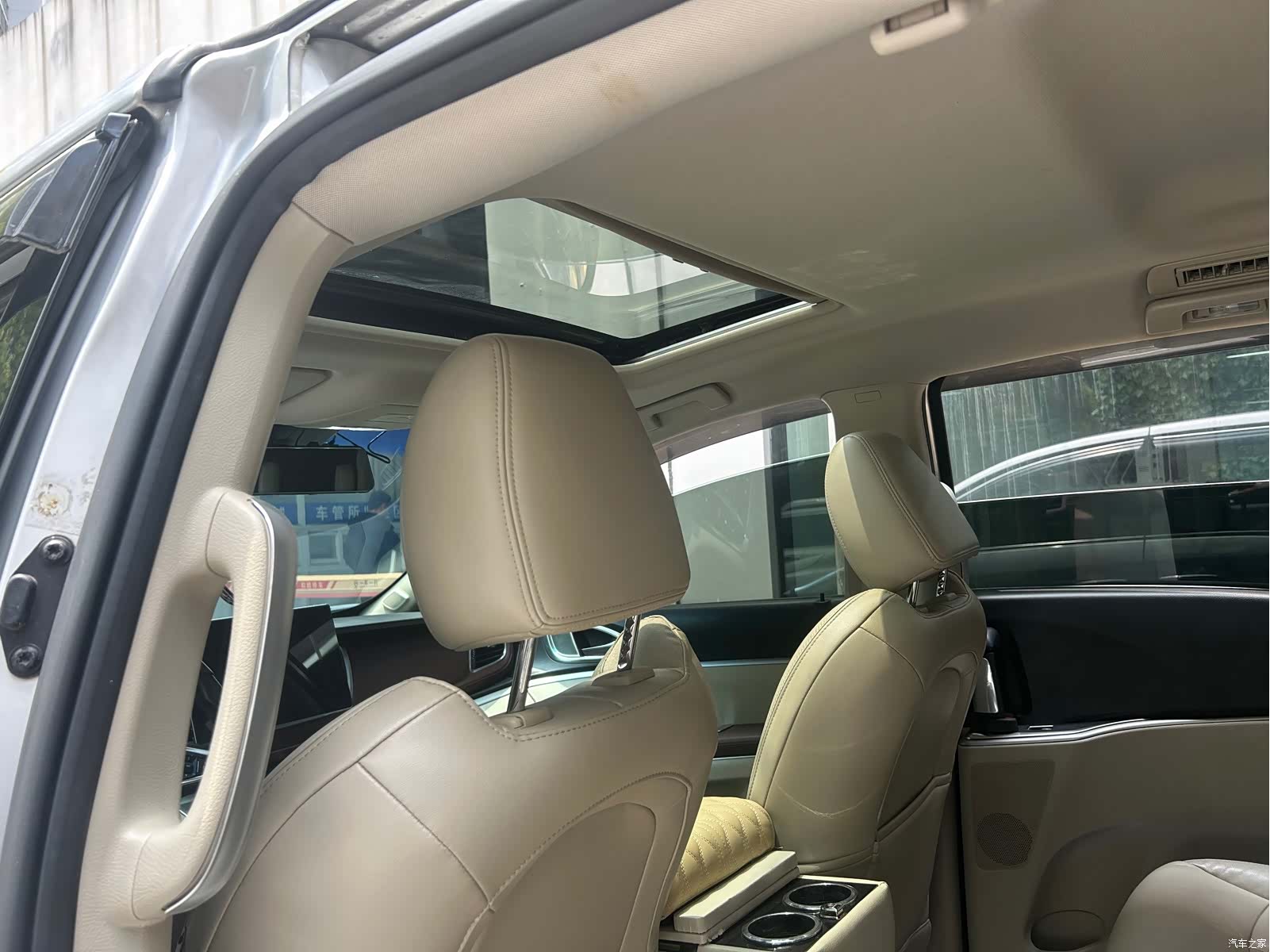 Buick GL8, 2018 8
