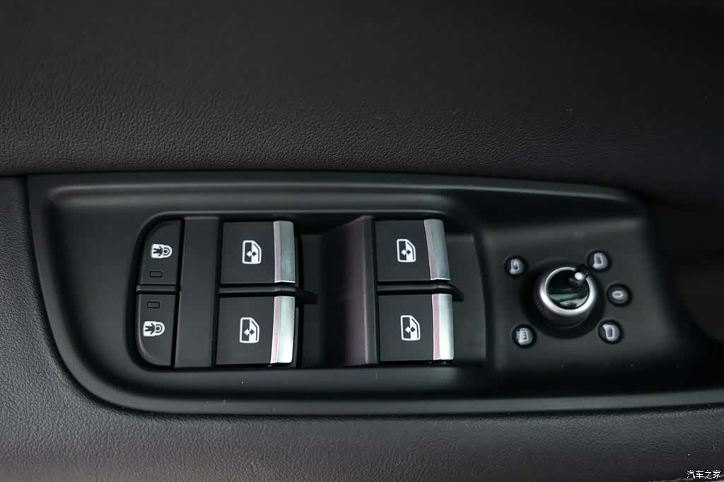 Audi Q7, 2023 17