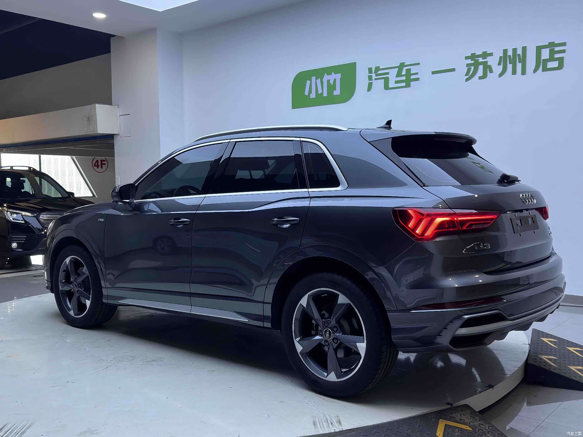 Audi Q3, 2022 4