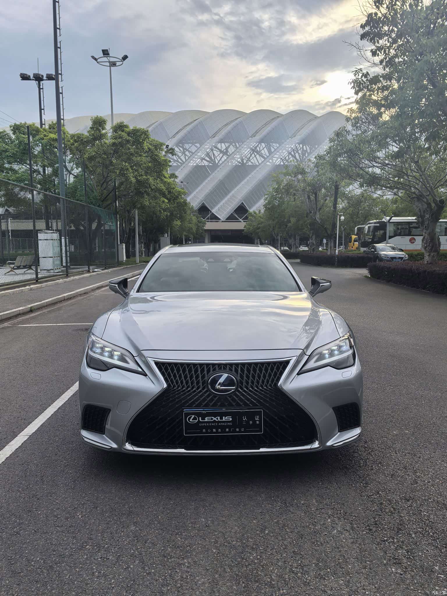 Lexus LS, 2021 2