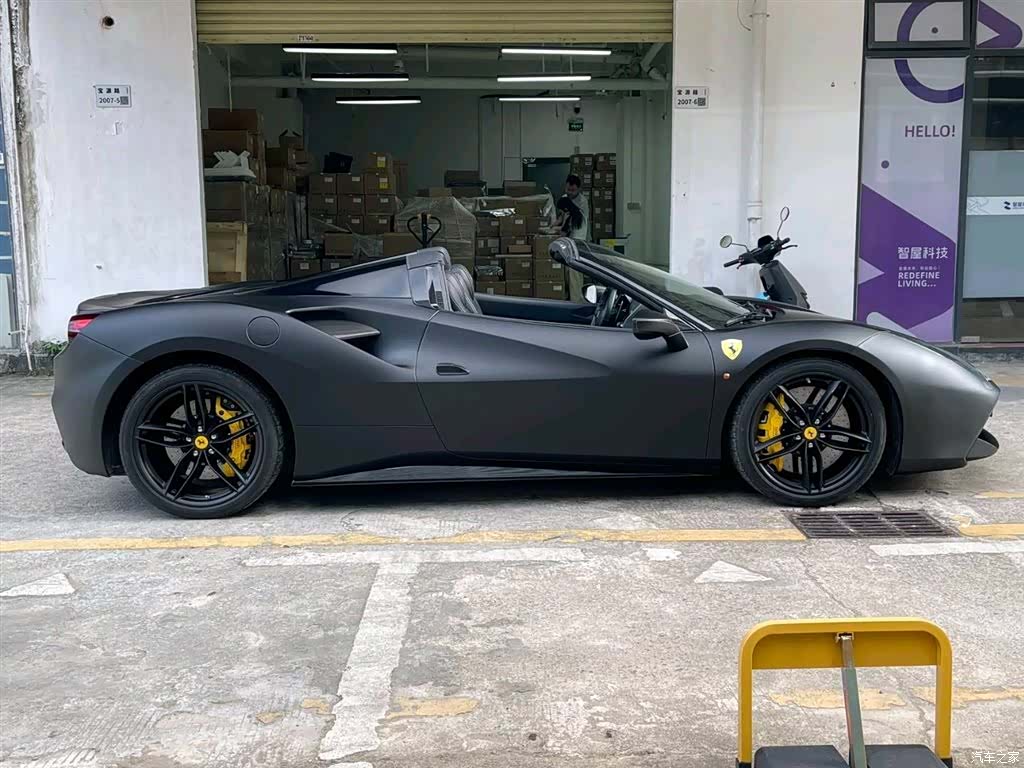 Ferrari 488, 2017 6