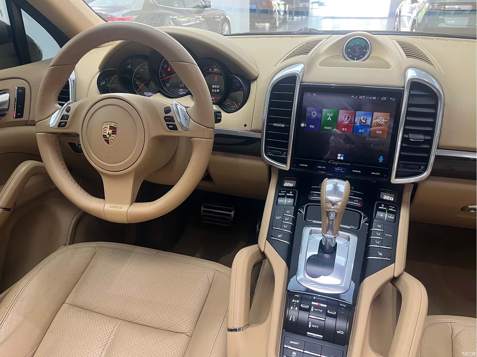 Porsche Cayenne, 2012 10