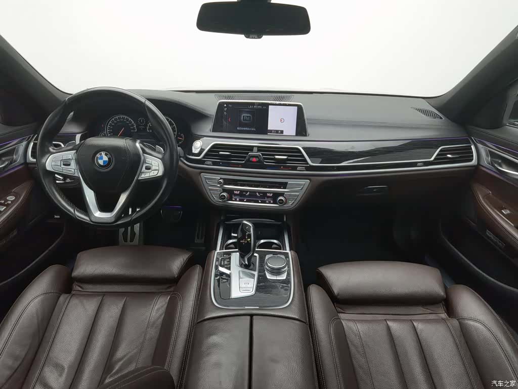 BMW 7 Series, 2018 все фото