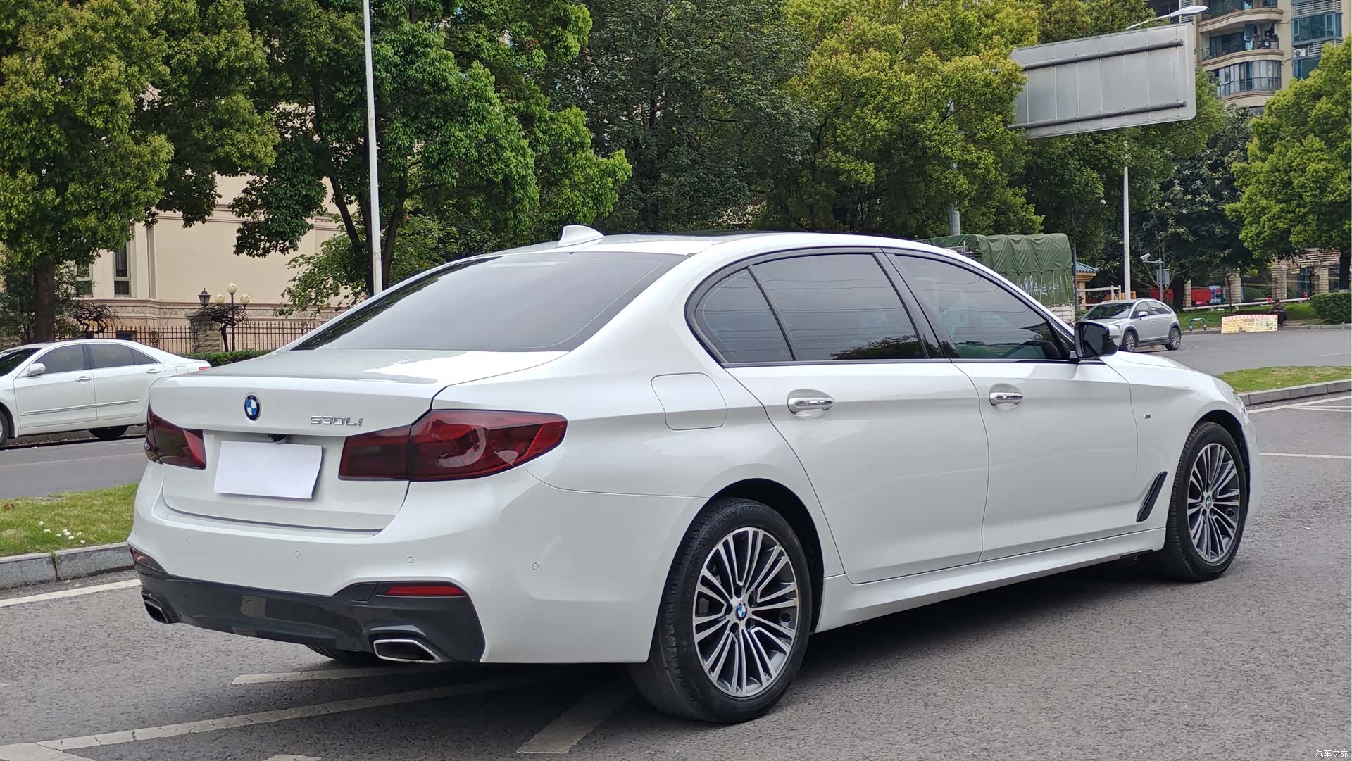 BMW 5 Series, 2018 9