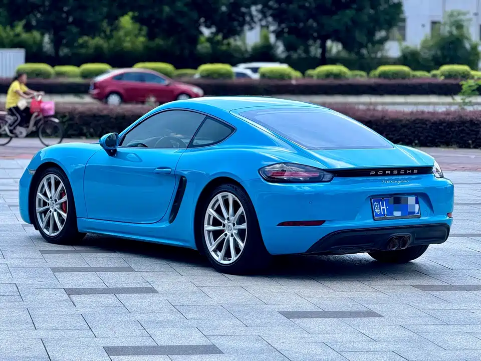 Porsche 718