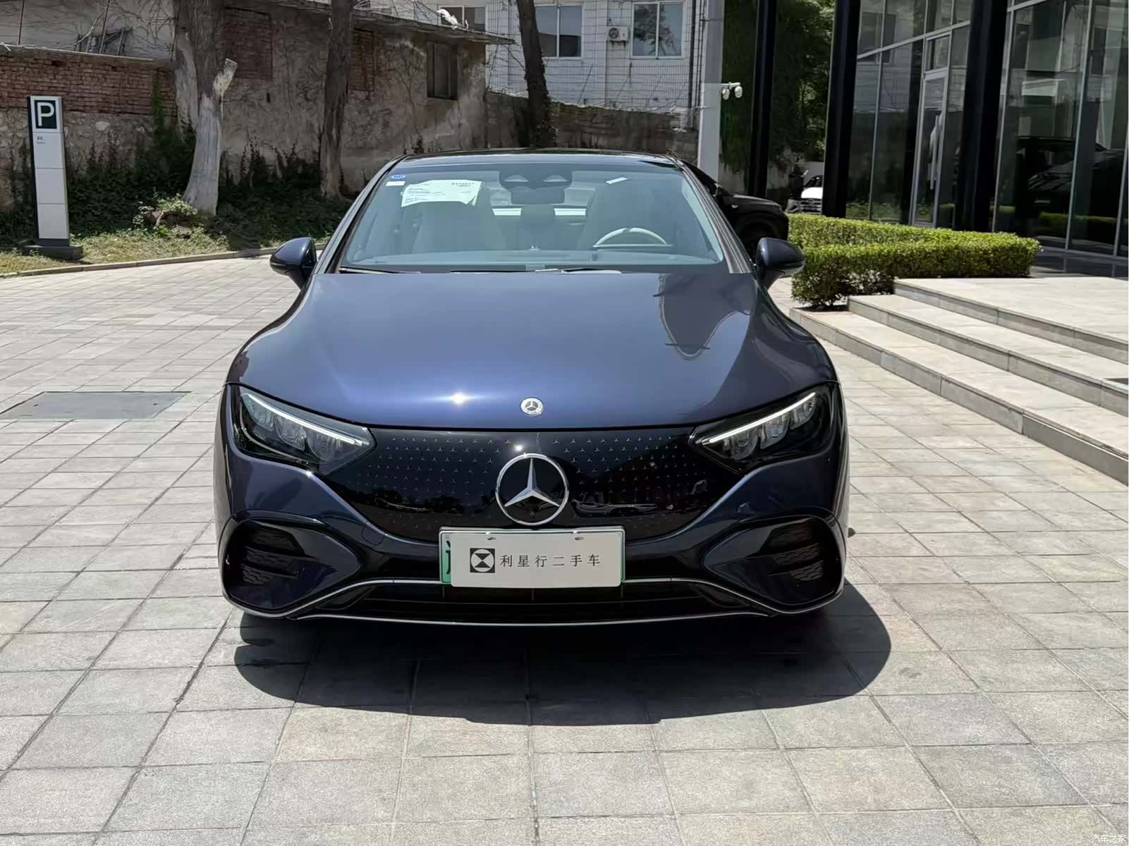 Mercedes-Benz EQE, 2025 4