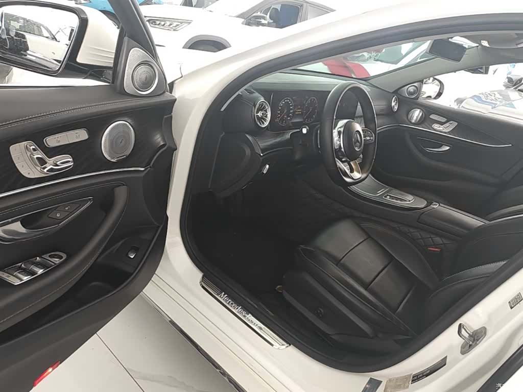 Mercedes-Benz E-Class, 2019 16
