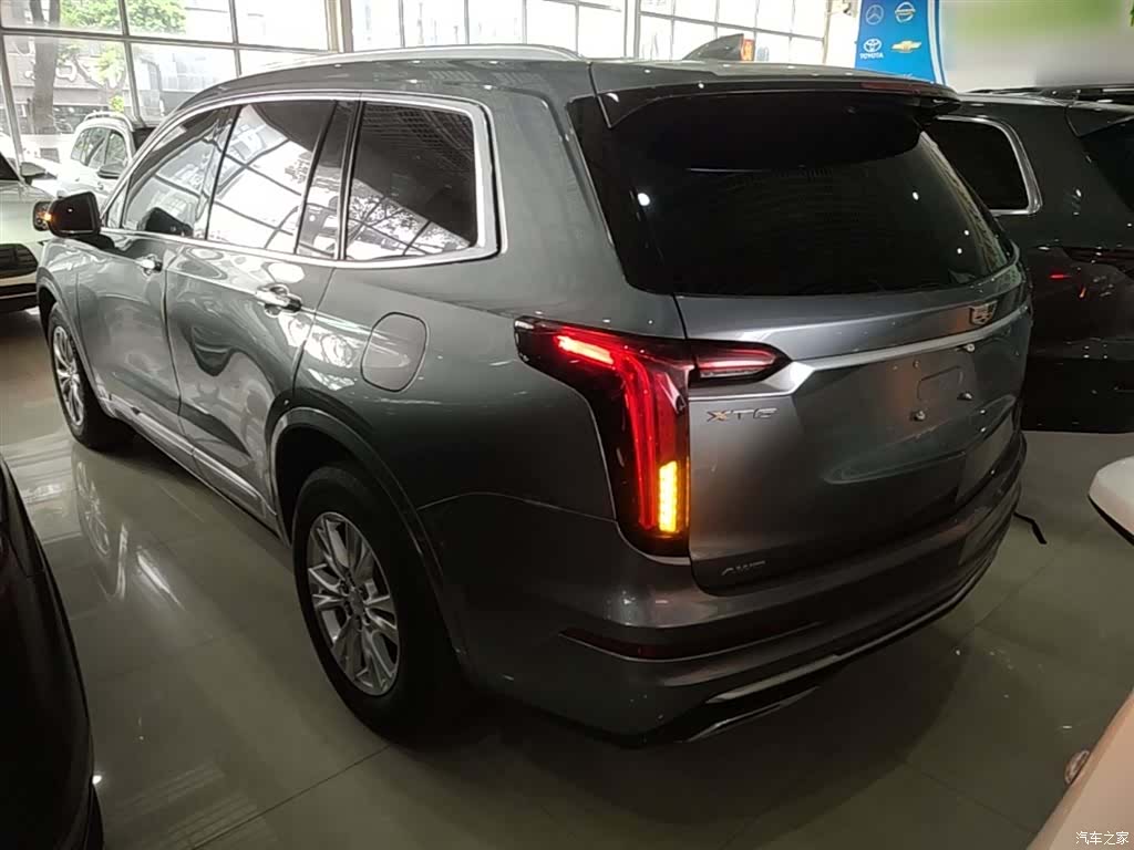 Cadillac XT6, 2020 все фото