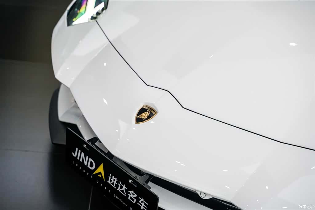 Lamborghini Aventador, 2019 11