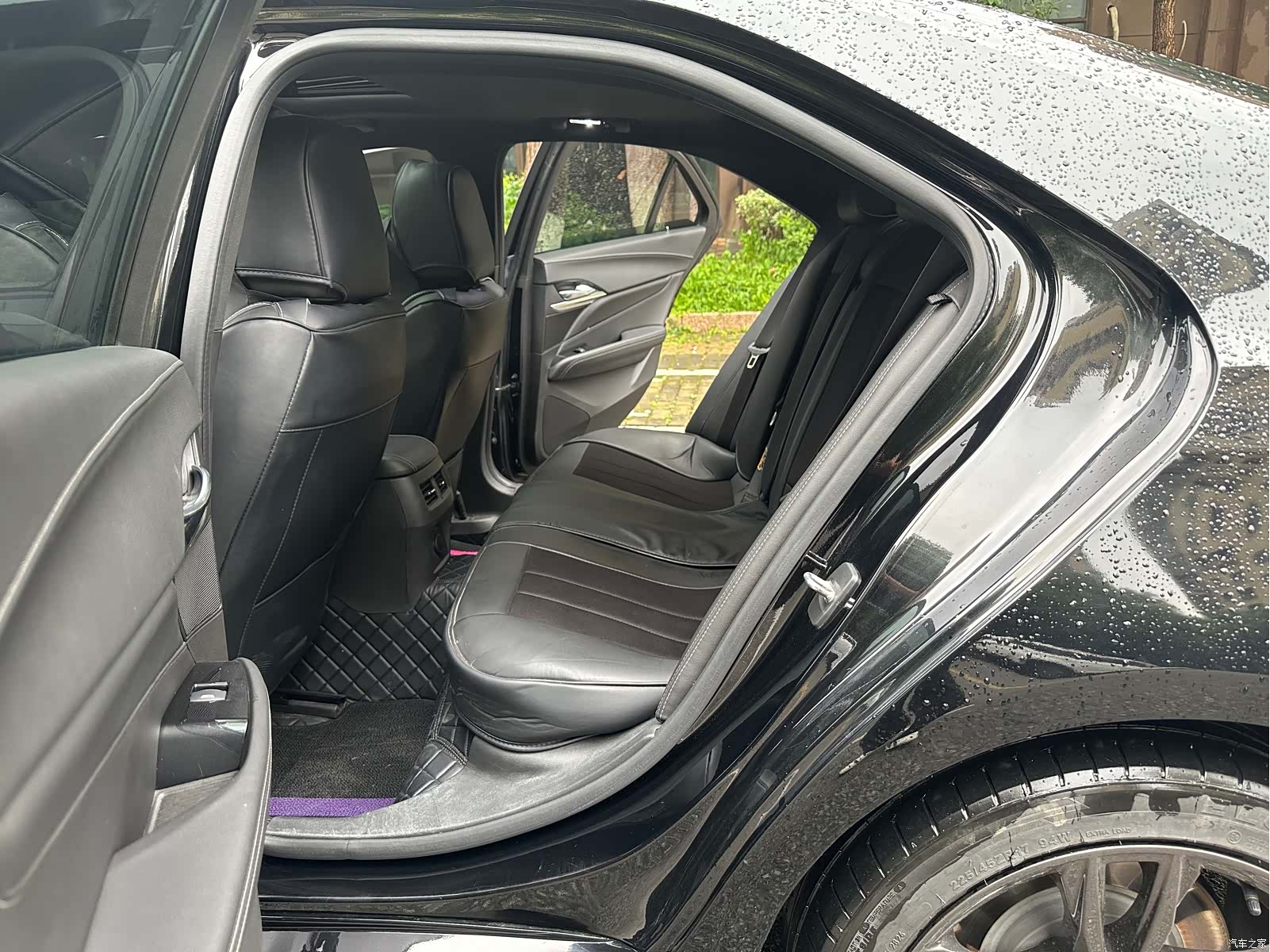 Cadillac CT4, 2023 15
