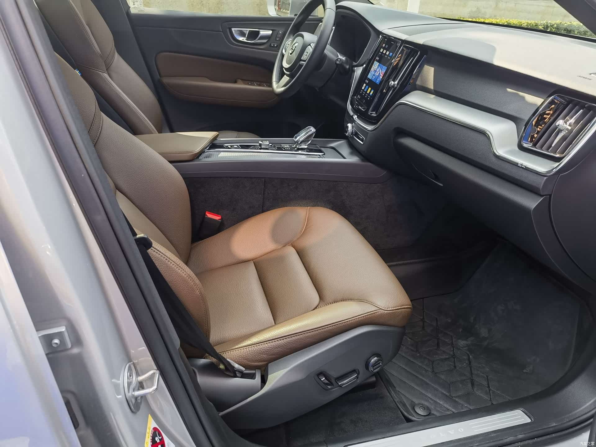 Volvo XC60, 2024 18