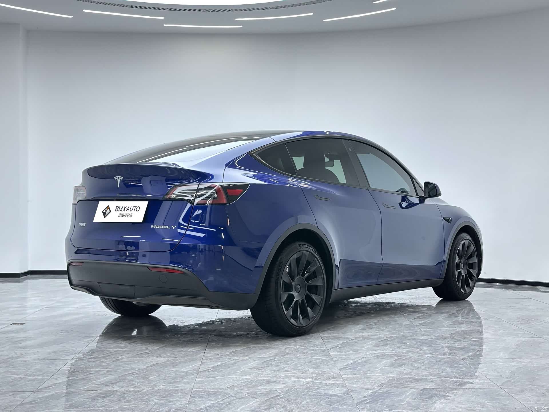Tesla Model Y, 2022 3
