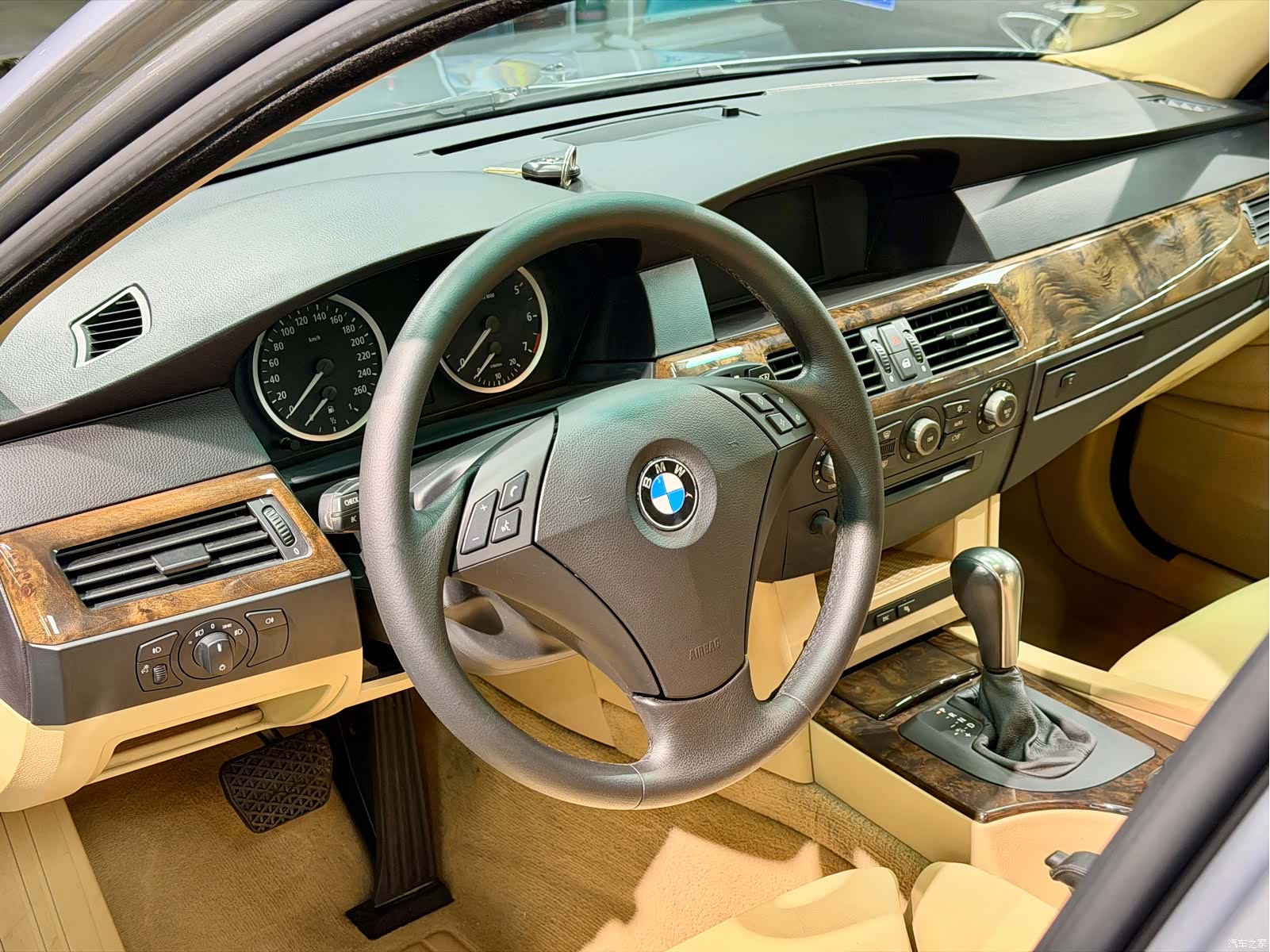 BMW 5 Series, 2004 8