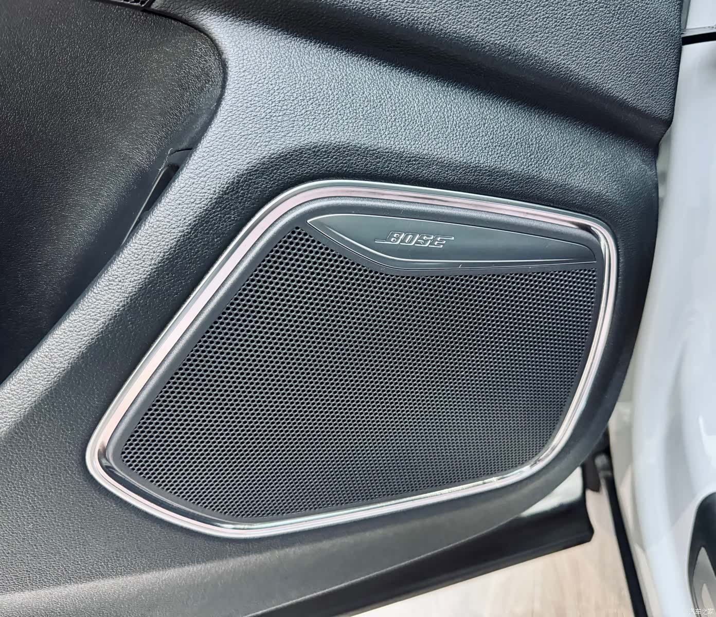 Audi Q3, 2018 11