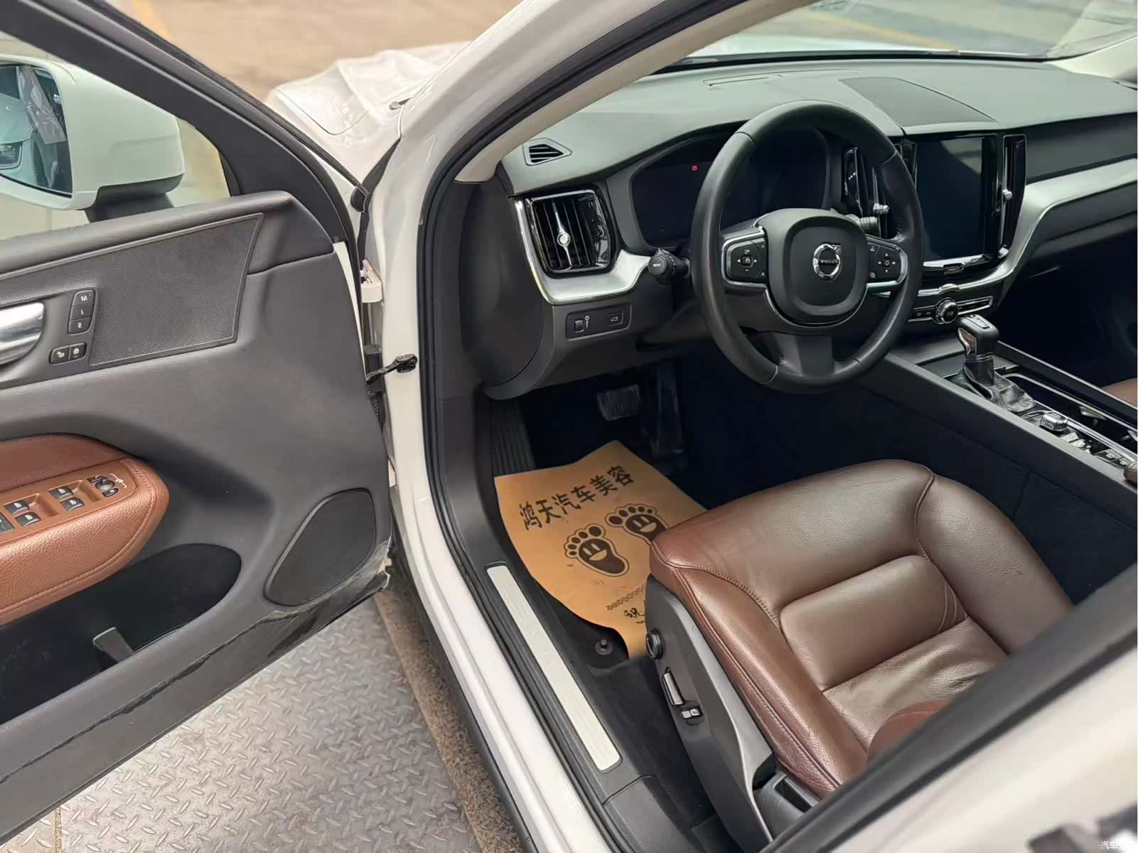 Volvo XC60, 2019 4