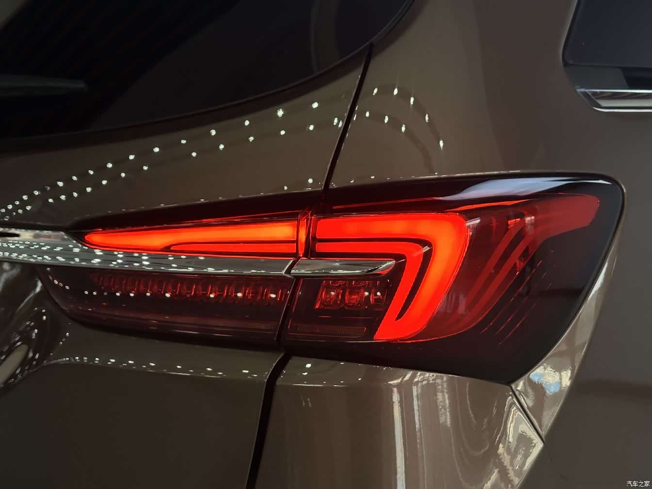Buick GL8, 2021 8