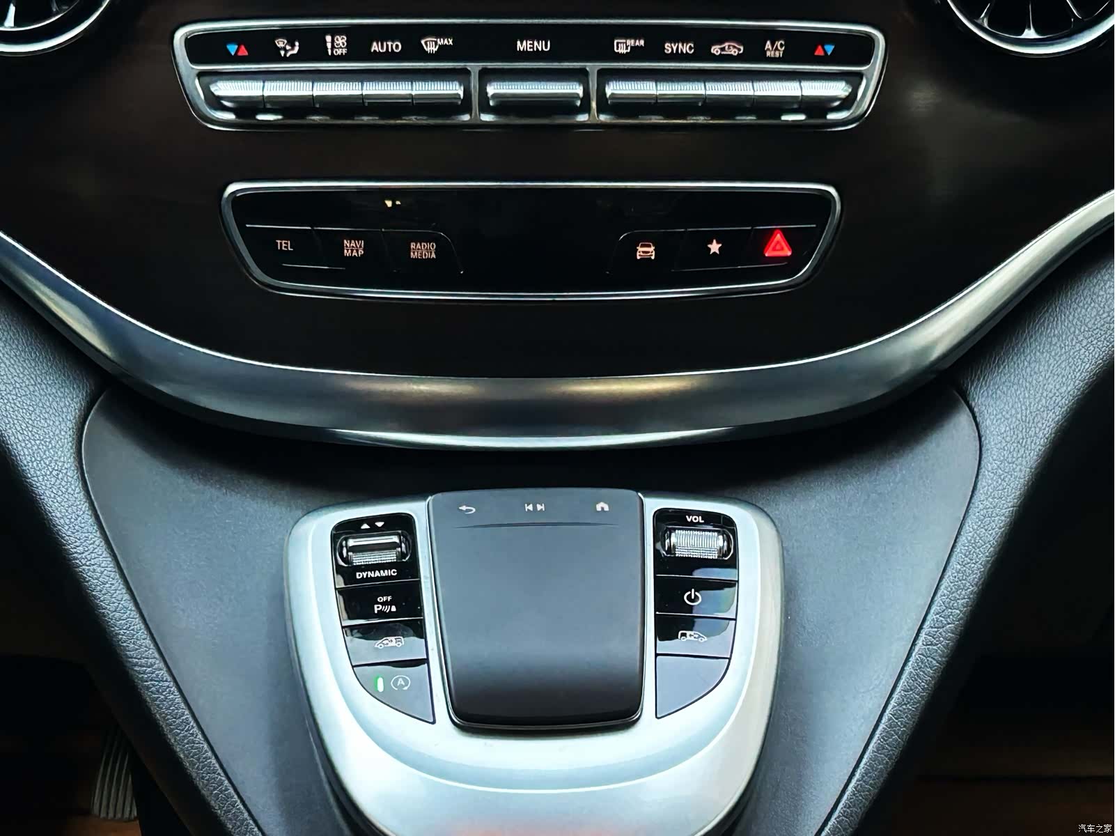 Mercedes-Benz V-Class, 2021 8
