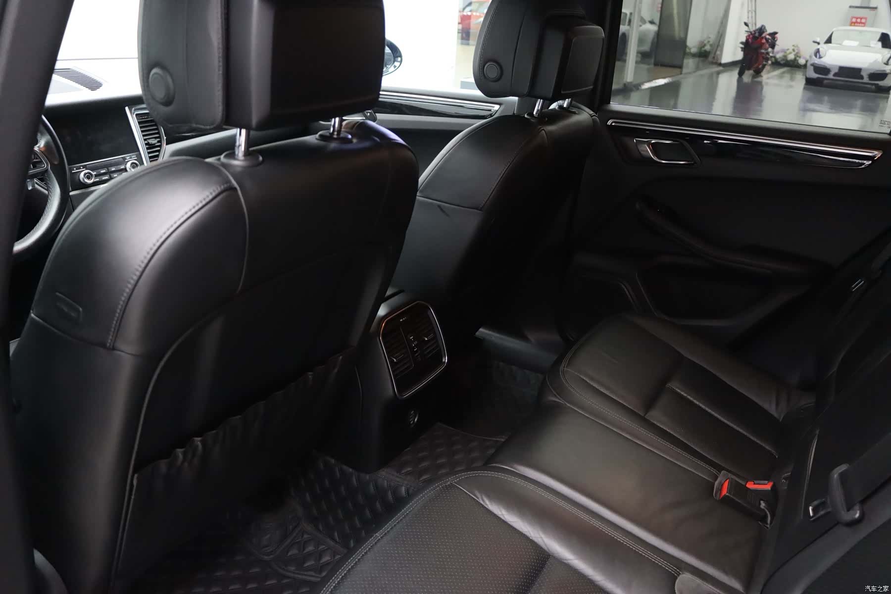 Porsche Macan, 2016 17