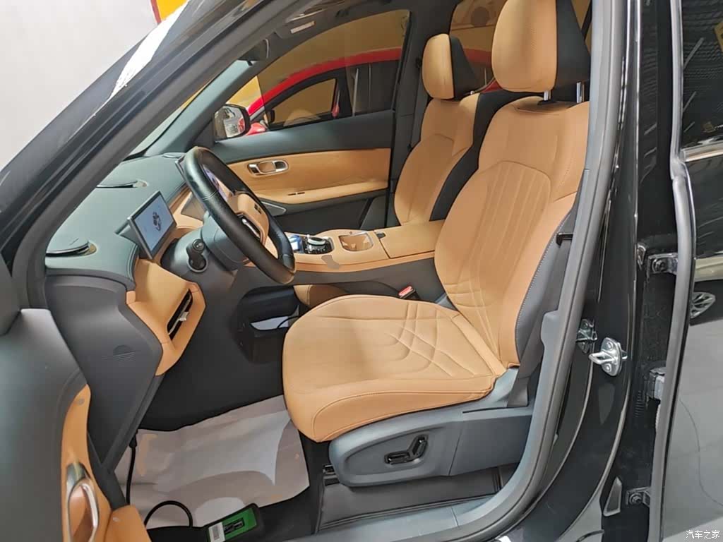 Geely 7, 2025 15