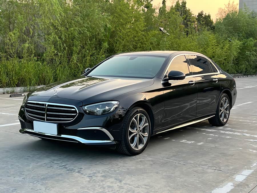 Mercedes-Benz E-Class 2021, фото 1