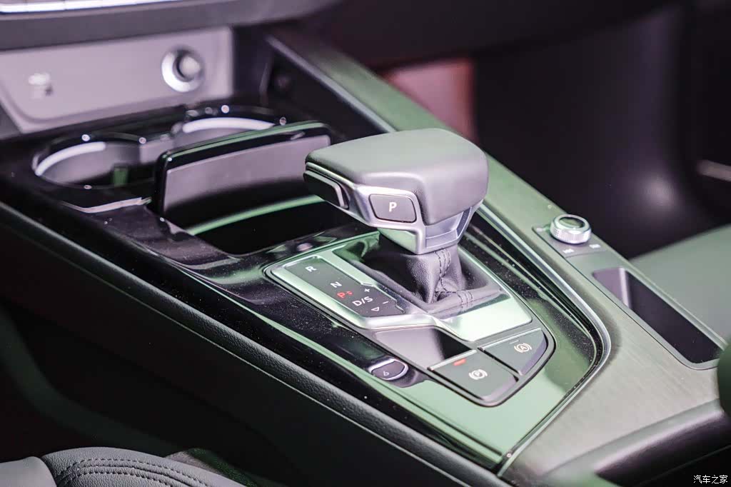 Audi A4, 2024 13