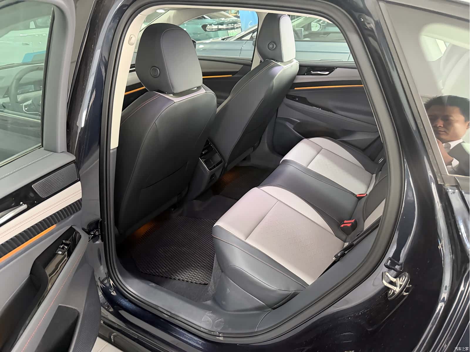 Volkswagen ID.7, 2024 7