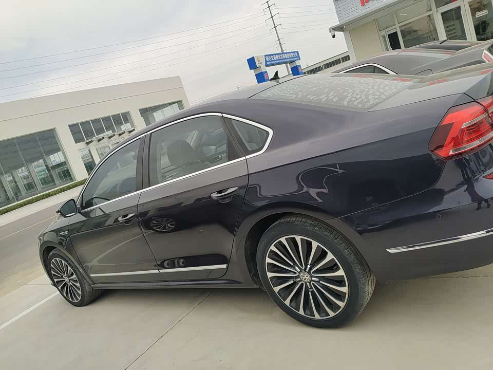 Volkswagen Passat