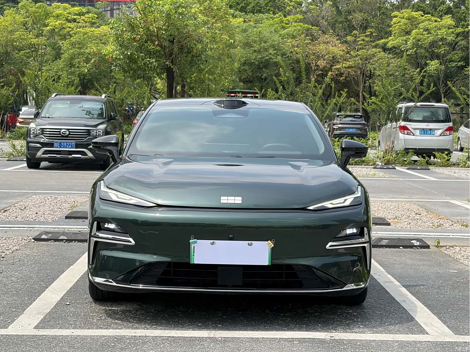 Geely 8, 2025 2