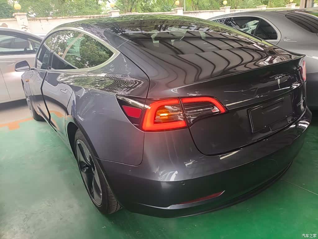 Tesla Model 3, 2020 все фото