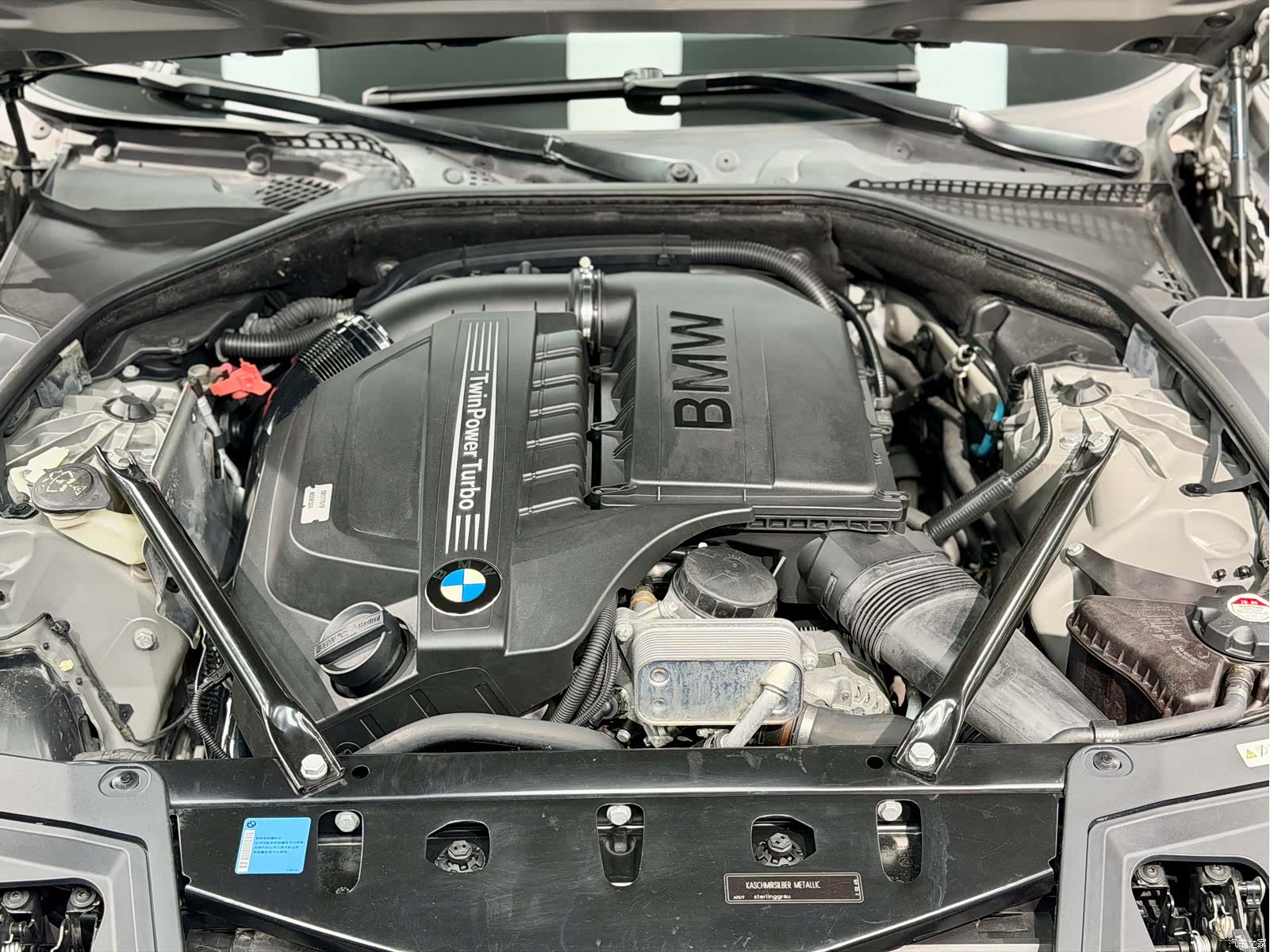 BMW 5 Series, 2010 18