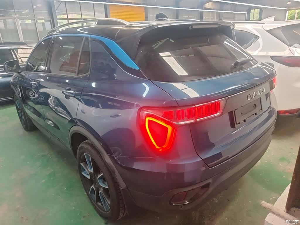 Lynk & Co 01, 2018 все фото