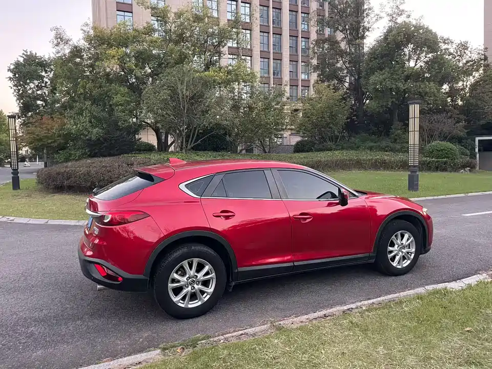Mazda CX-4