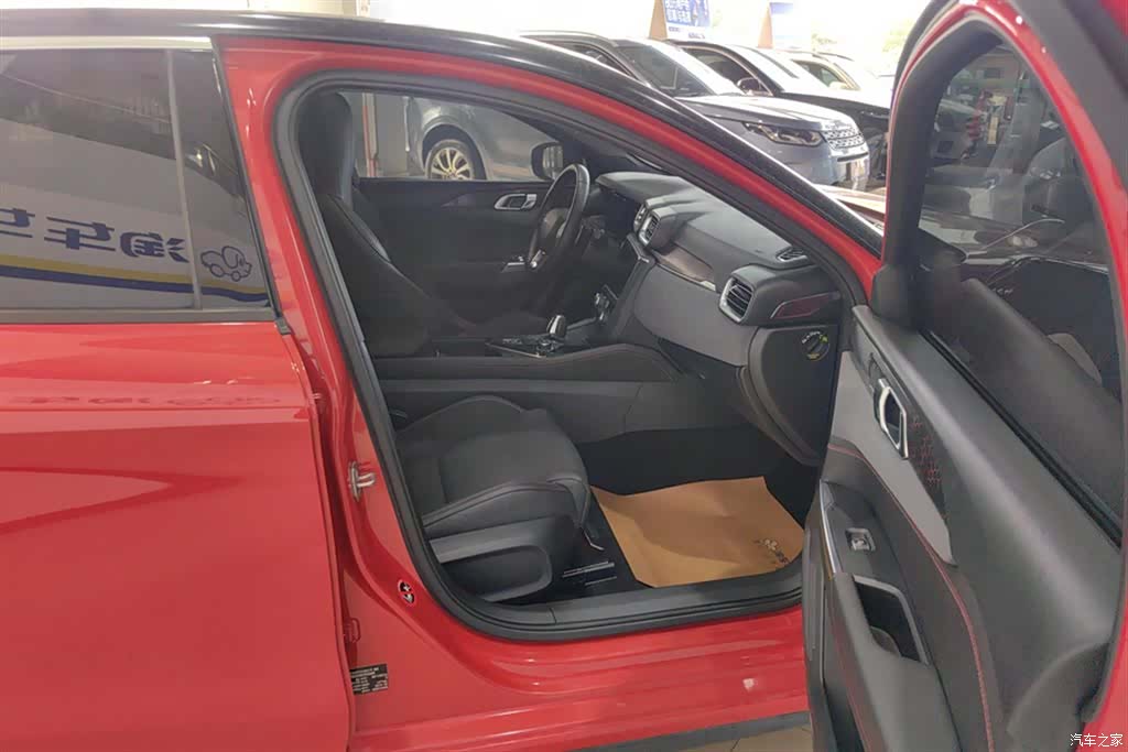 Lynk & Co 01, 2019 8