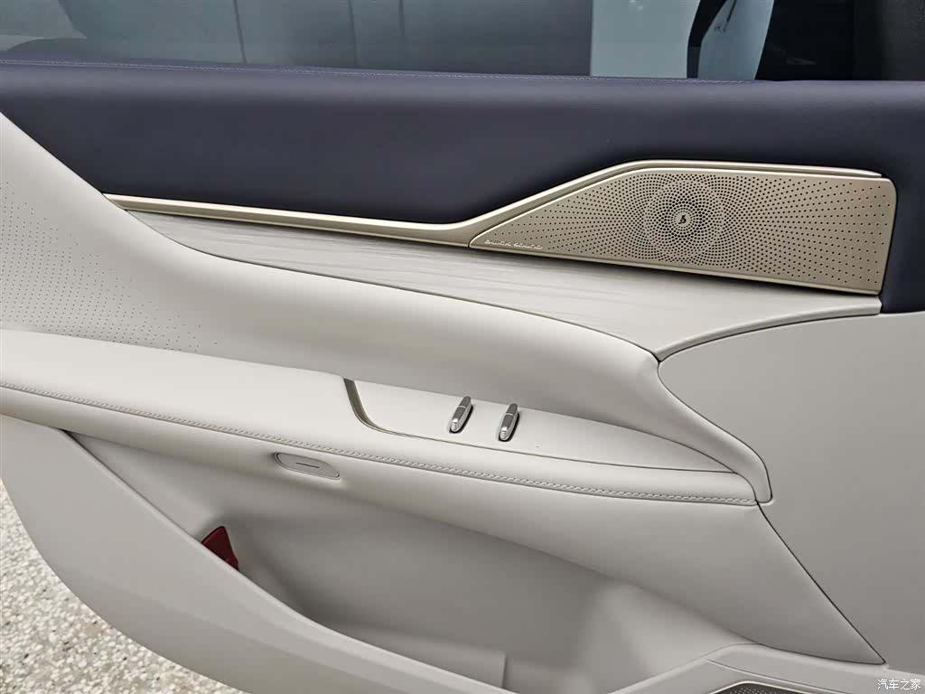 Buick L7, 2025 10