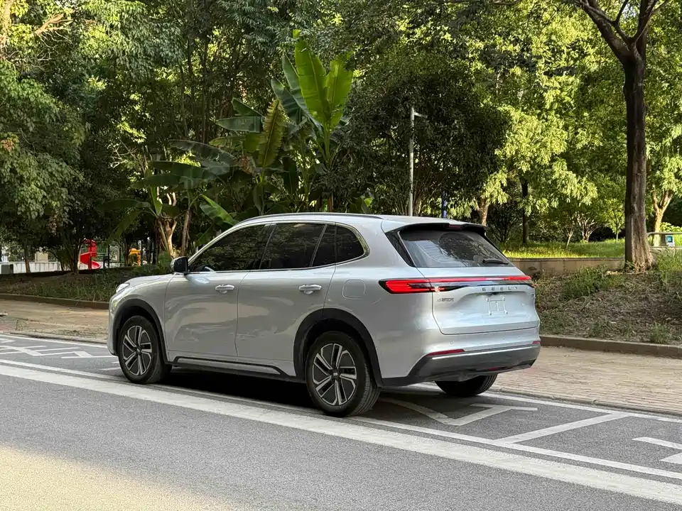 Geely Galaxy Galaxy Starship 7 EM-i