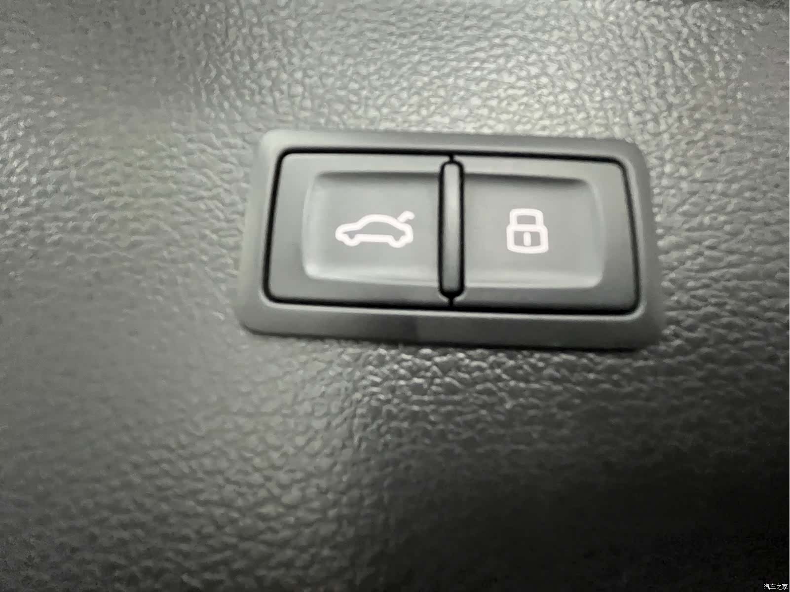 Audi Q5L, 2024 23