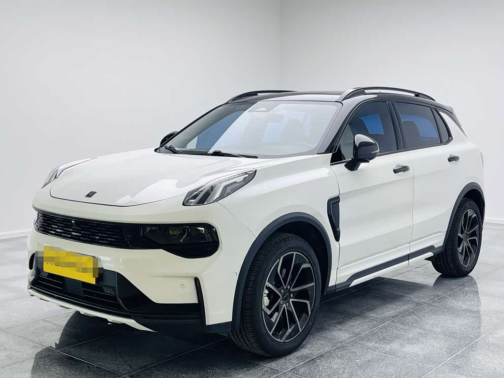 Lynk & Co 01