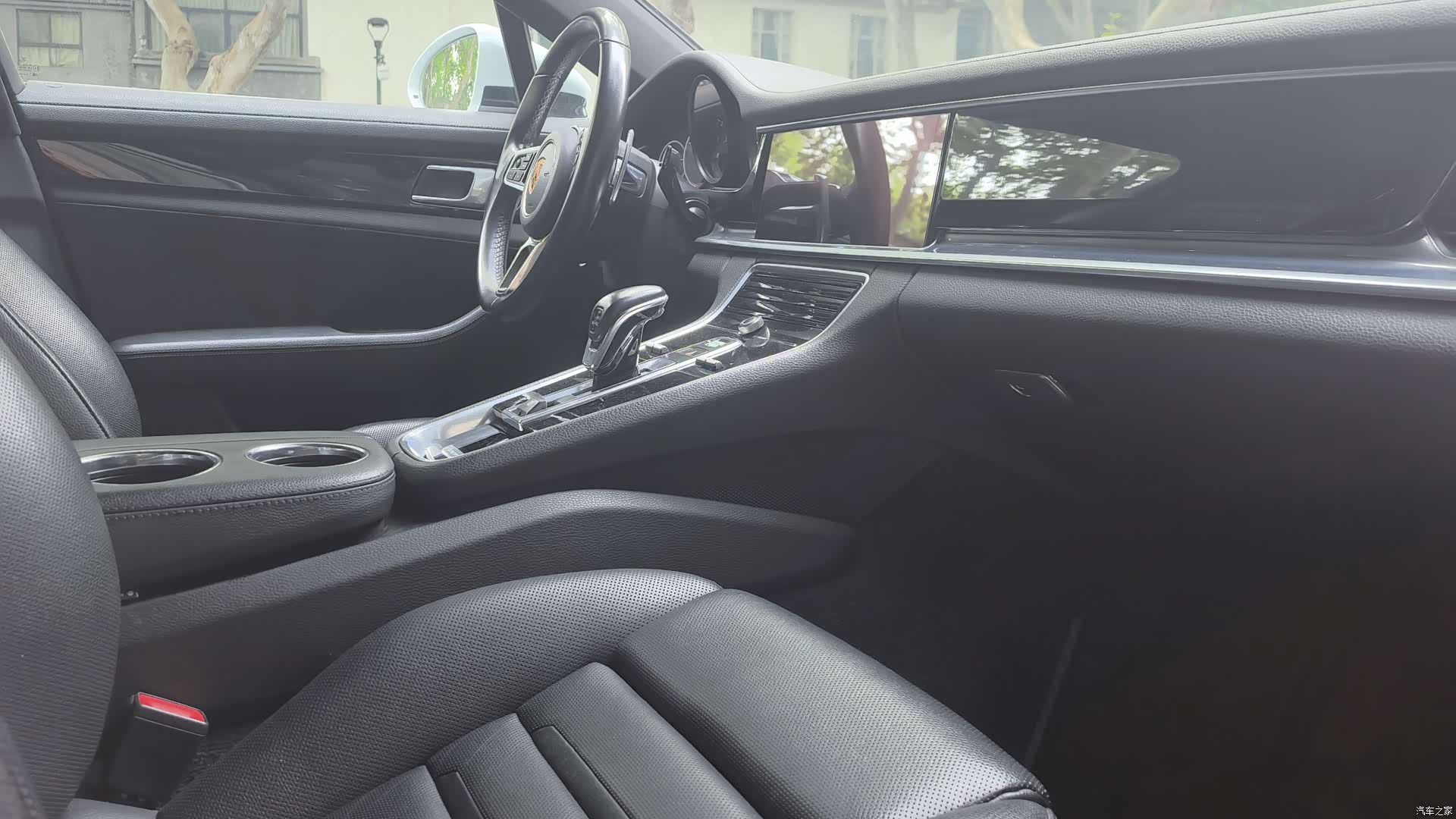 Porsche Panamera, 2018 7
