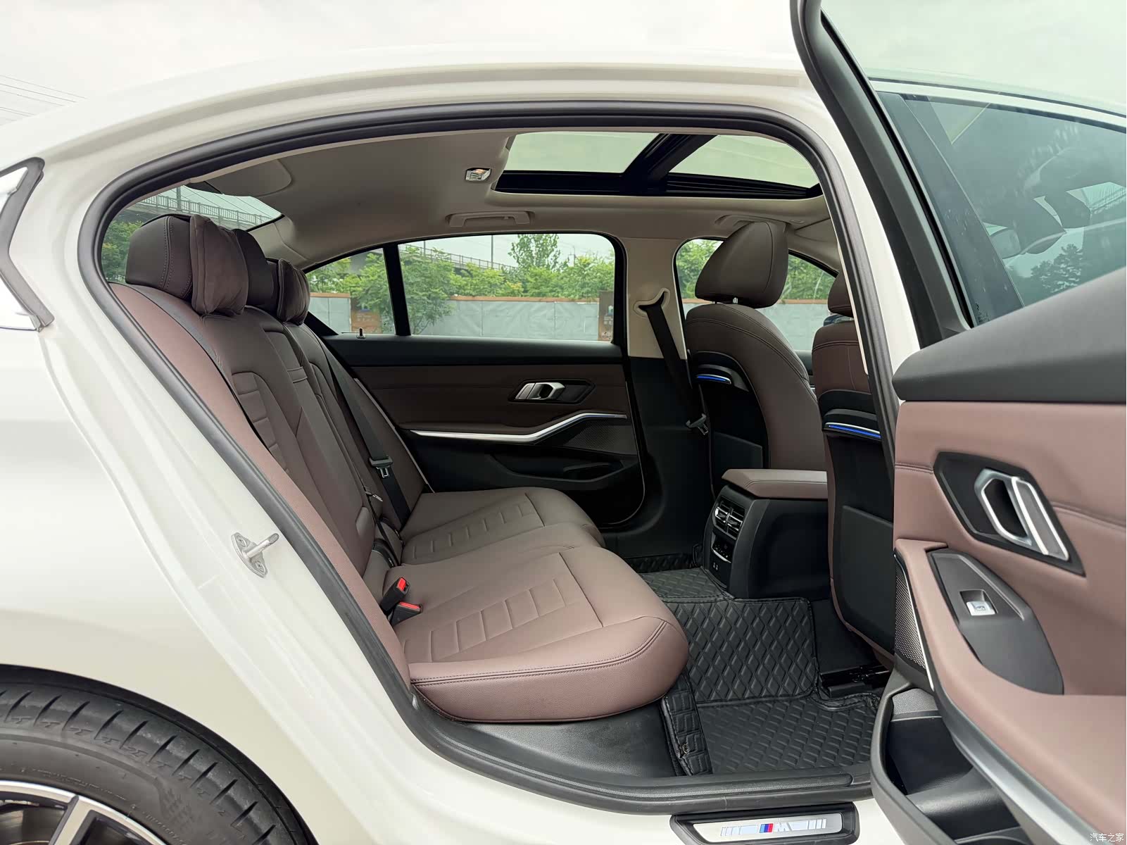 BMW 3 Series, 2021 16