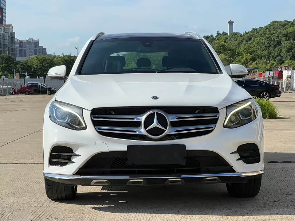 Mercedes-Benz GLC Mercedes-Benz GLC