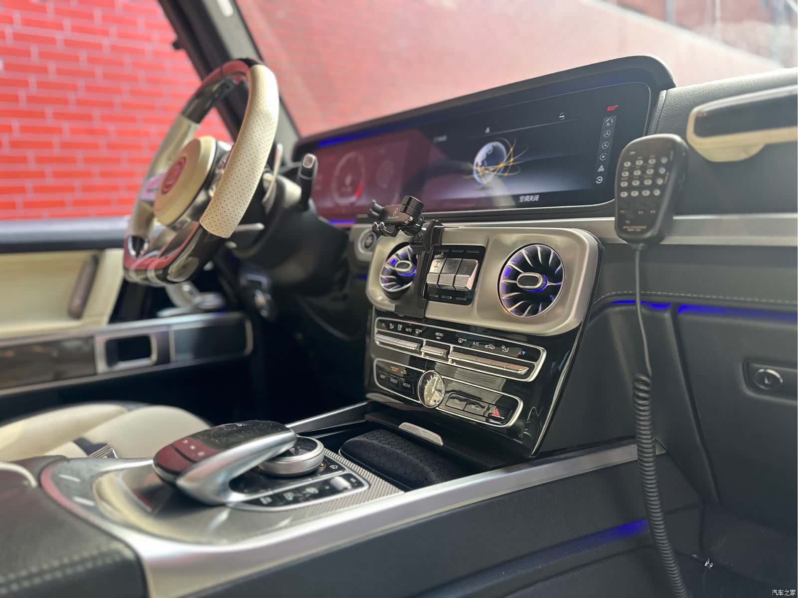 Mercedes-Benz G-Class, 2018 12