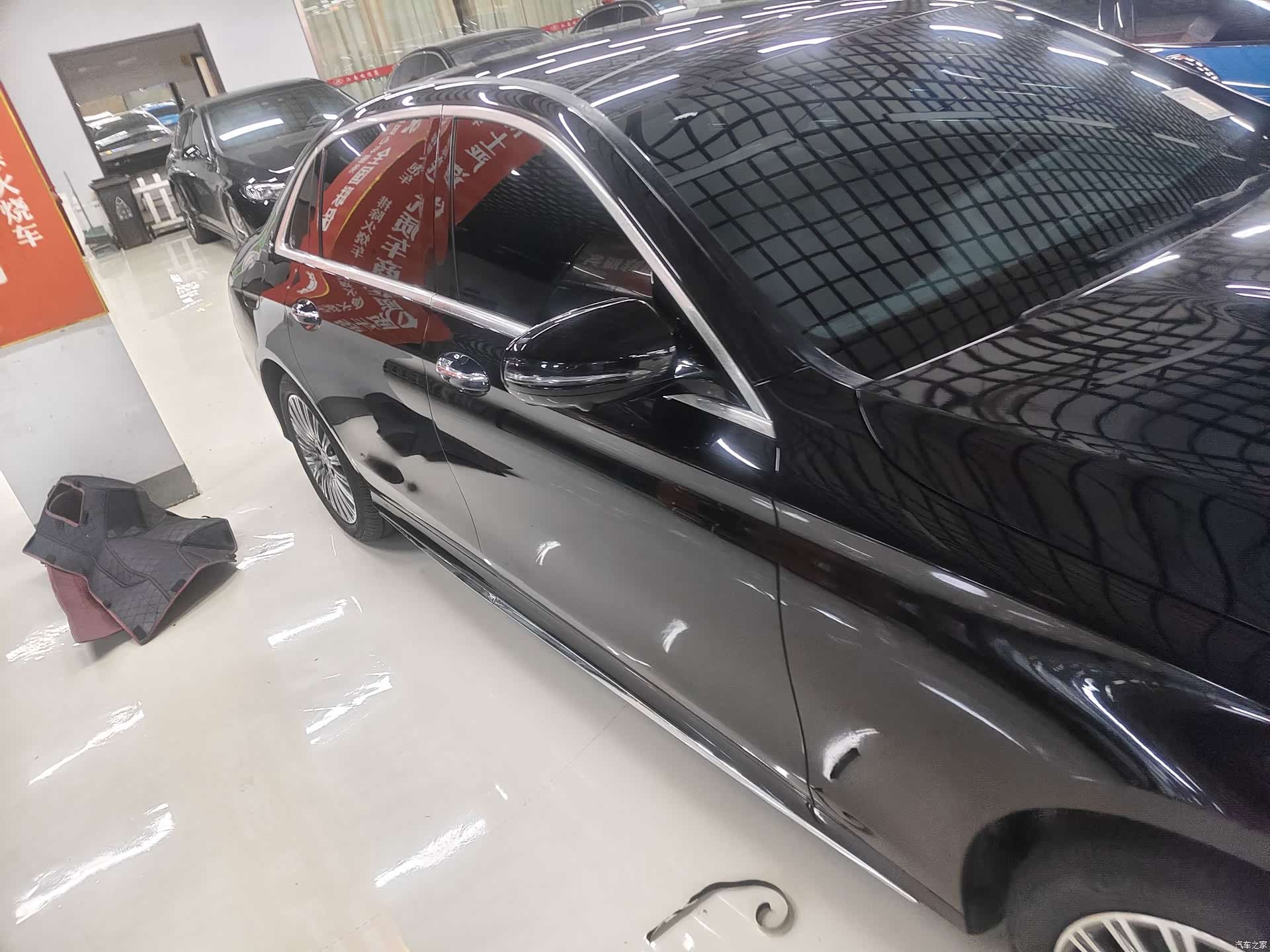 Mercedes-Benz E-Class, 2023 3